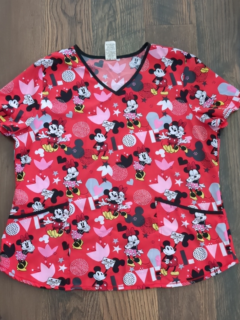 Mickey Mouse Disney Red Valentines Day Heart Love Red Scrub Top, Size XL